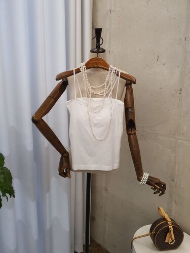 [1+1여름신상 무배] 나덴 쫀쫀 스퀘어 캡 끈나시 티셔츠