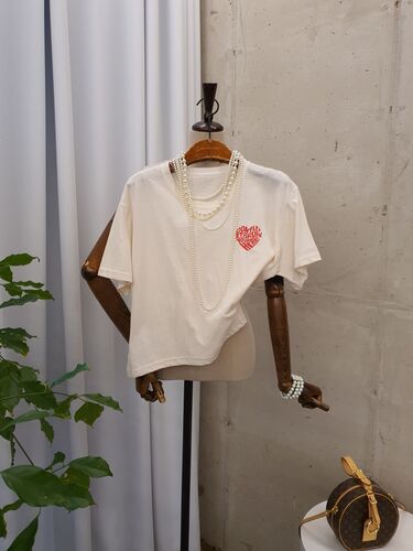 [1+1여름신상 무배] 도레니 하트 레터링 크롭 라운드 반팔 티셔츠
