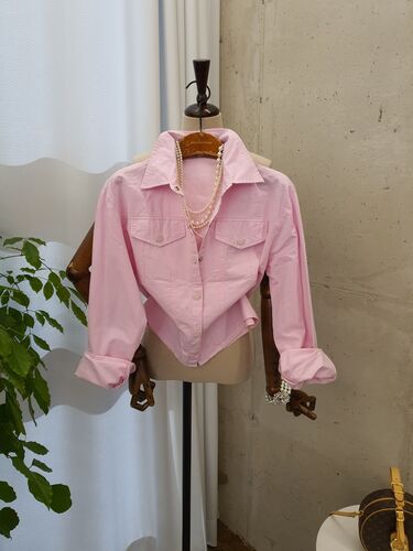 [봄신상 무배] 핑초 절개 페이크 포켓 똑딱이 크롭 셔츠 남방