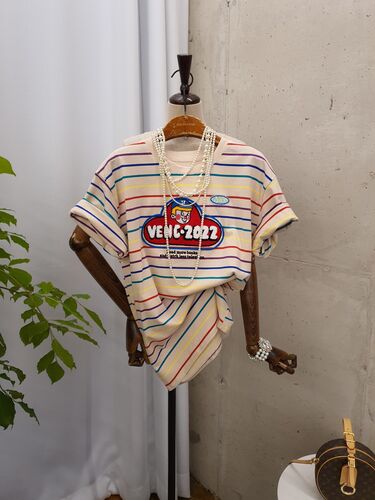 [여름신상 무배] 나이스밴 자수 패치 레인보우 줄무늬 반팔 티셔츠